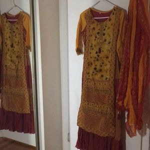 Desi outfit/ salawar kameez